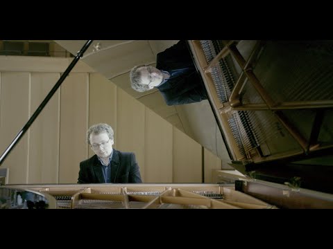 'Vagabund' by Sergei Redkin