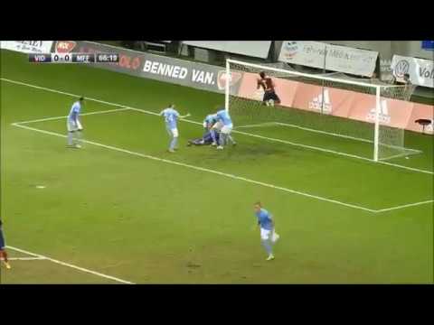 Игрок Види порвал сетку из за незабитой пенки