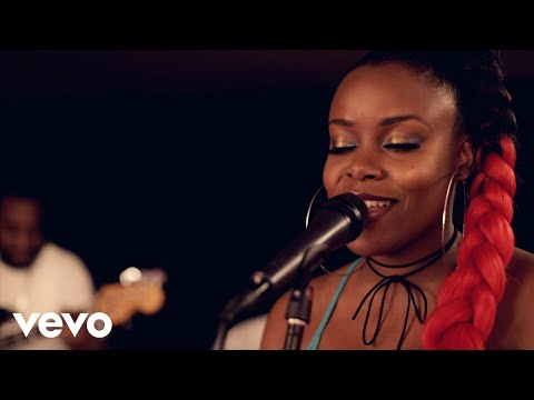 Cherri V - Leave Me Be (acoustic)