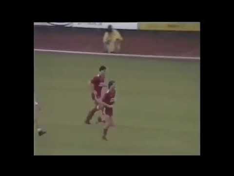 John Aldridge (Liverpool) - 06/08/1987 - Valerenga-NOR 1x4 Liverpool - 2 gols