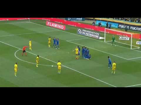 Just like Trippier, Moses Simon can also score free kicks