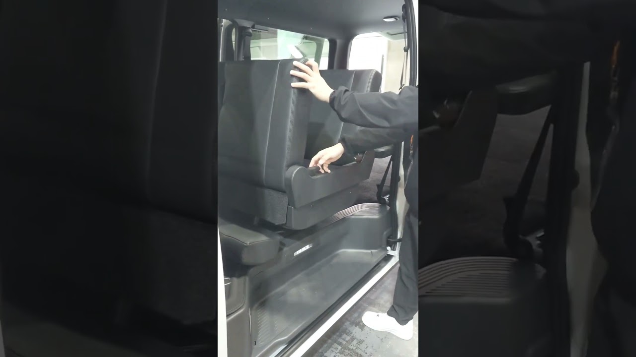 大阪キャンピング2026春 ユーアイ製セカンドシートシート(カームシート)が新型ハイエース９型に装着され関西デビュー！【ユーアイビークル / UI vehicle】