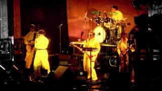 Devo Penetration In The Centerfold (Live New York 1979)