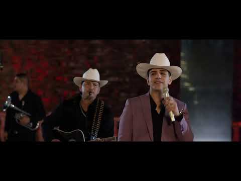 Jovanny Cadena Y Su Estilo Privado  X Grupo Doble S - El Jefe De Las Plazas