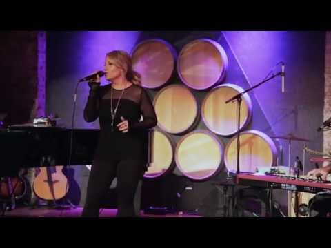 It's Alright - LIVE - City Winery, NYC - Leslie DiNicola