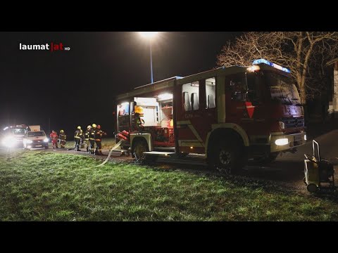 Drei Feuerwehren bei Brand im Heizraum eines Hauses in Peterskirchen im Einsatz