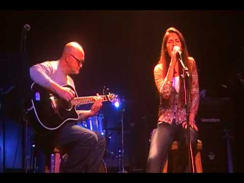 Melisa y Edgardo - Melt My Heart To Stone (ZADAR - CONCIERTO INSTITUTO SELES 20-05-2012)