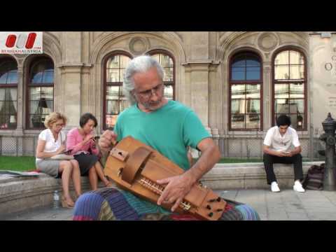 Ewald Kogler (Austria). Hurdy-gurdy. Vienna Street Performers by RussianAustria.com