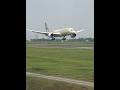 pesawat Boeing 787 Etihad Landing di Bandara Soekarno-Hatta Jakarta