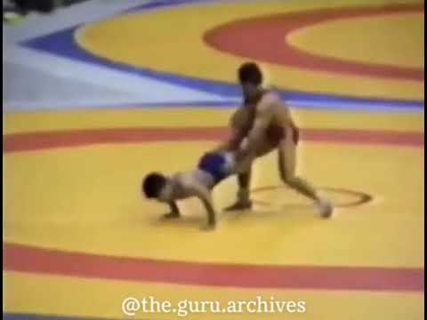 1988 Olympic Games/ 62 kg Stepan Sarkisyan (URS-red) v. Akbar Fallah (IRI-blue),