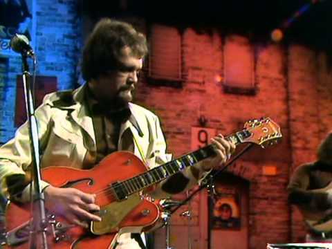 Duane Eddy & The Rebelettes - Play Me Like You Play Your Guitar