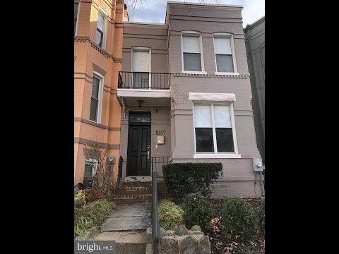 3br 2.5ba Victorian TH near Howard University in Ledroit Park property video