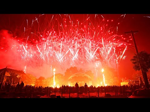 Cinematic Fireworks & Night Sky Symphony