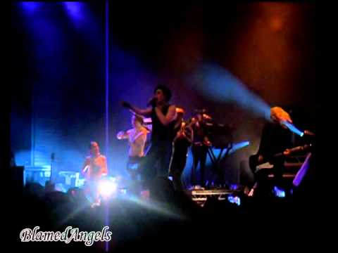 16.11.10 - Adam Lambert live @ Theaterhaus in Stuttgart // 10