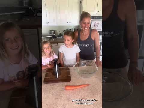 Carrot Cake Energy Balls | High-Protein, Paleo, Vegan & Gluten-Free Snack