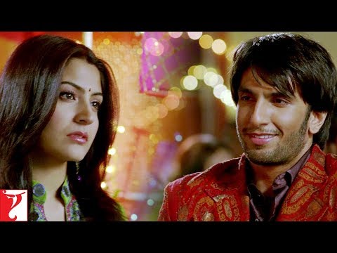 Isse Dekho Bhukkad Bula Rahi Hai | Scene | Band Baaja Baaraat | Ranveer Singh | Anushka Sharma