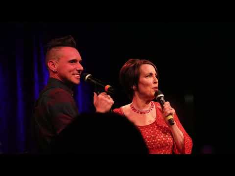 Nick Cearley singing Jason Mraz's HEARING DOUBLE at Susie Mosher's THE LINEUP