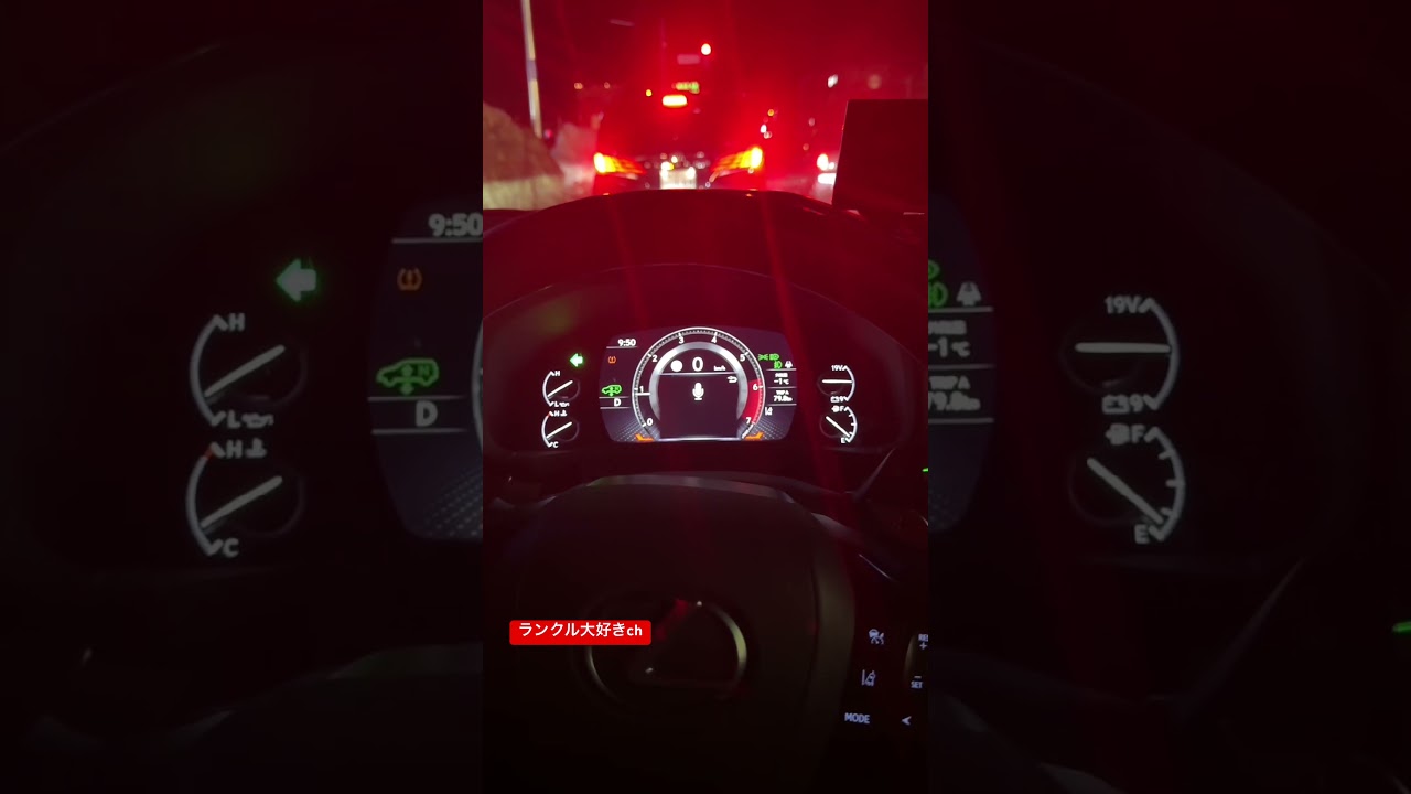 ランクルの左ウィンカーがイカれたから手信号にしてる #ランクル #toyota #lx600