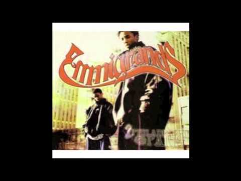 emmigrands featuring common sense : the mic is set