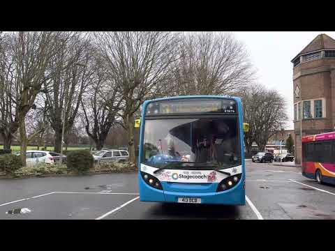 STAGECOACH BUS ROUTE 39 ARRIVING INTO HAVANT BUS STATION WITH SANTA DRIVING