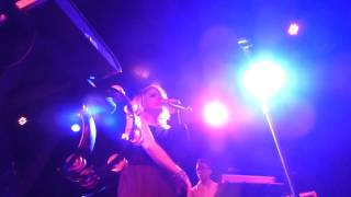 Little Boots - Beat Beat (Live in Cambridge)