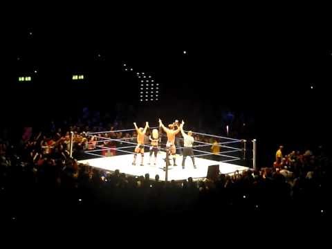 Hart Dynasty Win/Sieg ( WWE Smackdown Wrestlemania Revenge Tour 2010 Zürich hallenstadion )