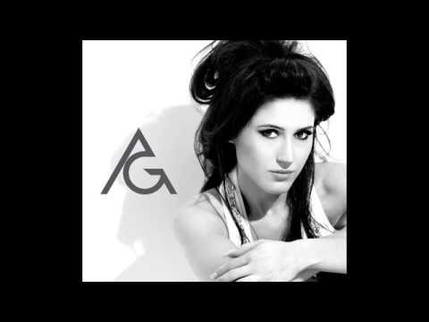 Aslı Güngör & Ege Çubukçu / Beni Tanı