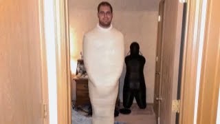 INSANE MAN TRIES TO MUMMIFY HIMSELF