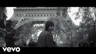 PASSEGGERO Lyrics English Translation