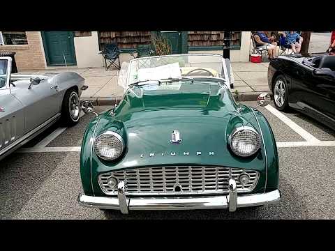 1962 BRITISH RACING GREEN TRIUMPH TR3A CONVERTIBLE