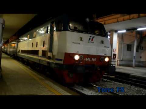 INTERCITY NOTTE 796 IN PARTENZA DA SALERNO !