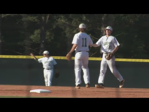 Greenbrier beats rival Lakeside on Senior Night