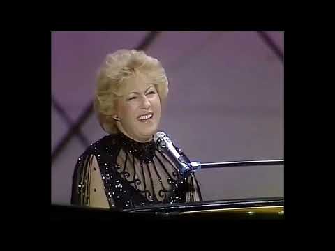 1984 Portugal: Maria Guinot - La silence et la foule (Silêncio e tanta gente - French)