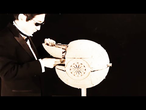 Hasbro Pulse | HasLab Presents: Transformers War For Cybertron - Unicron Conversion Video