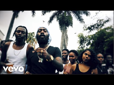 Fya Doops - 6ixxx Gyalis (6ix Ina Mag)