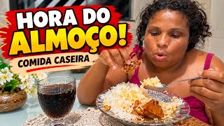 HORA DO ALMOÇO AQUI NA ROÇA! COMIDA QUENTINHA E DELICIOSA 😋