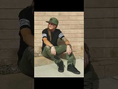 How I feel about ✨lesbian styles✨with little to no explanation..🥵