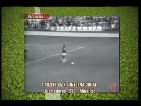 Relembre 1976: Cruzeiro vence o Internacional por 5 x 4
