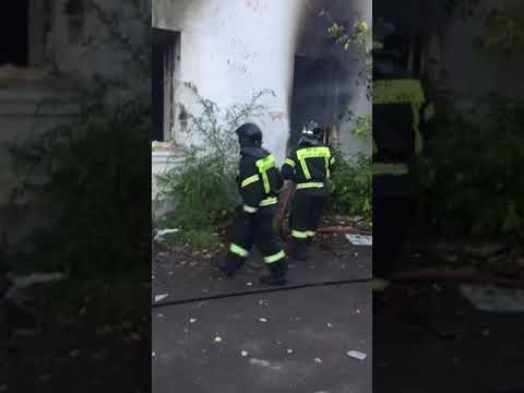Пожар в заброшенном общежитии Ленинского района г.Челябинск