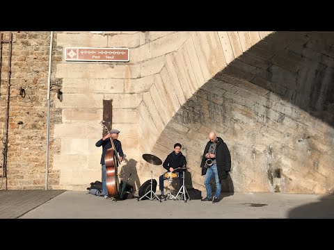 Catch the moments, Musicwise