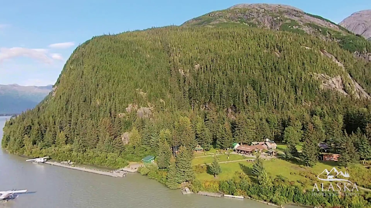 Taku Glacier Lodge Flight and Feast - Juneau, Alaska