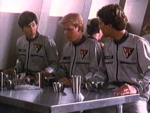 Otromundo (Otherworld) - Cap.2 - Los Oficiales de zona preparan hombres