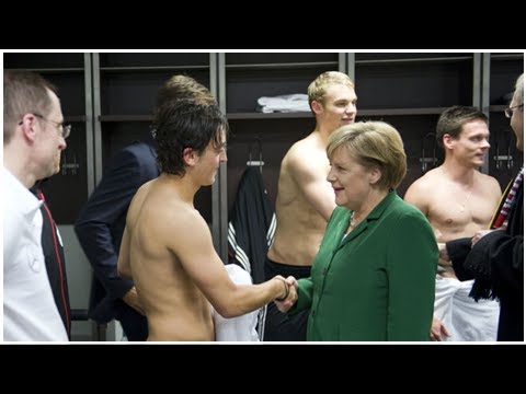 Fußball-WM 2018: Angela Merkel besucht DFB-Team im Trainingslager