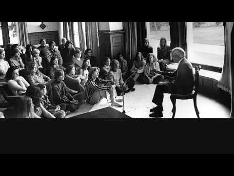 Audio | J. Krishnamurti – Brockwood Park 1972 – School Discussion 7 –  Listening without resistance