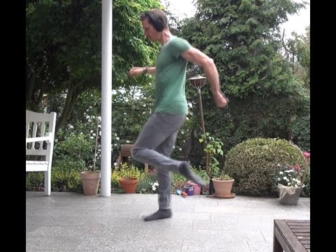 Klaas shuffling in 2021 (Mattn & Klaas - The Logical Song)