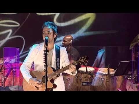Guilherme & Santiago - O Mundo Gira ( Agora é Tarde) - [DVD Tudo Tem Um Porquê] - (Clipe Oficial)