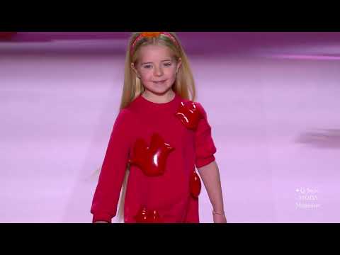 DESFILE AGATHA RUIZ DE LA PRADA en la Mercedez Benz Fashion Week Madrid