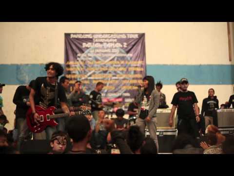 BAJINGAN TENGIK "Live @ GOR Dadaha Tasikmalaya. bawah tanah II"