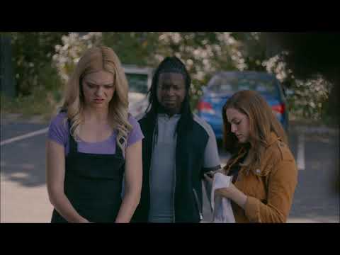 1x04 | Lizzie calls Landon 'Hope's boyfriend'