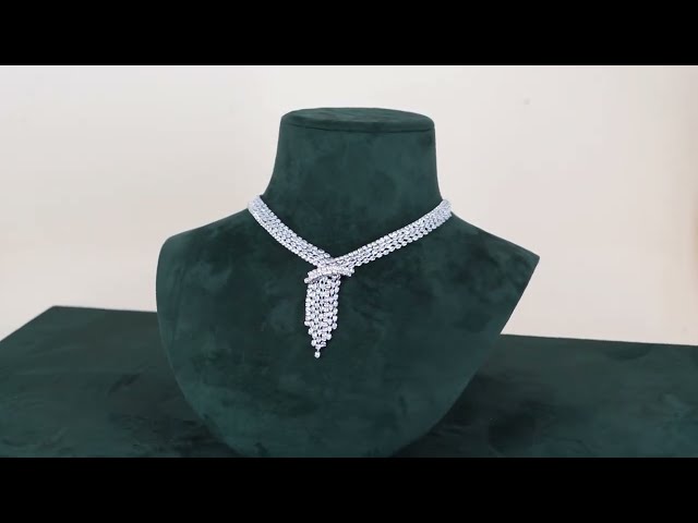 طقم مجوهرات مرصع بالزركون على شكل الأحجار الكريمة...